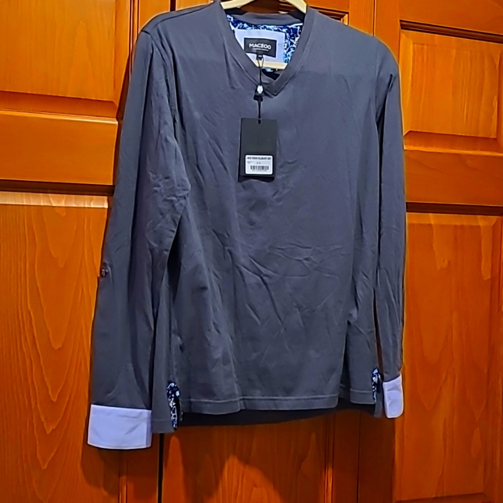 New With Tags.. maceoo Edison V neck casual top.